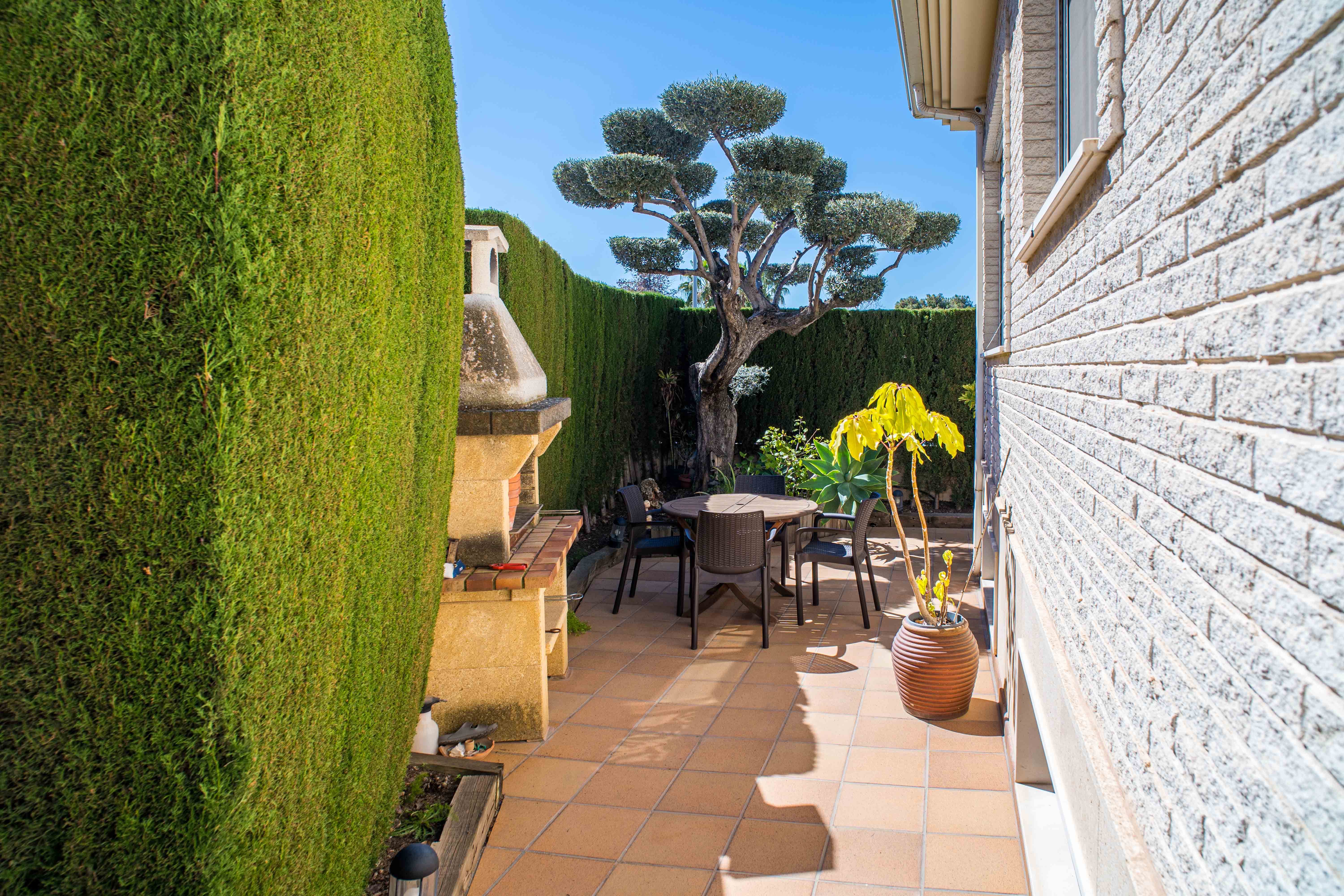 Detached Villa Of 258 M² In Spain