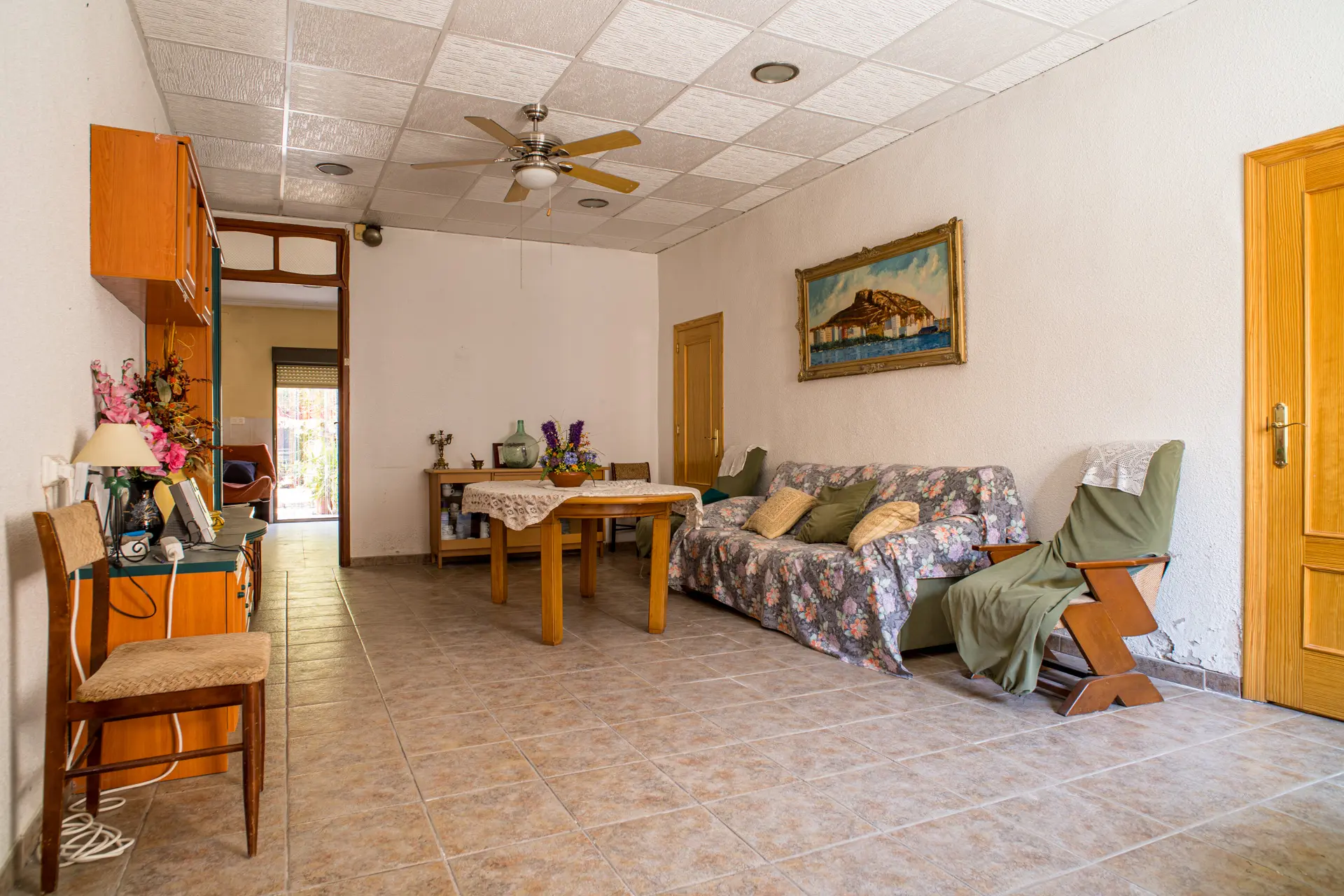 Townhouse Of 326 M² In Spain