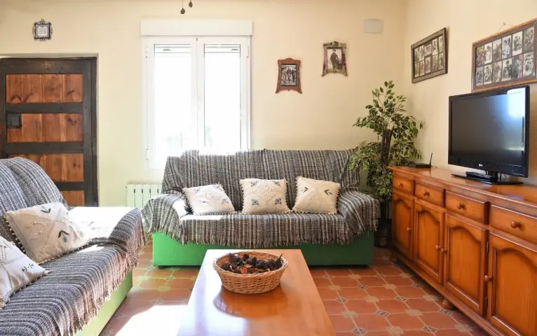 Country House Of 160 M² In Spain