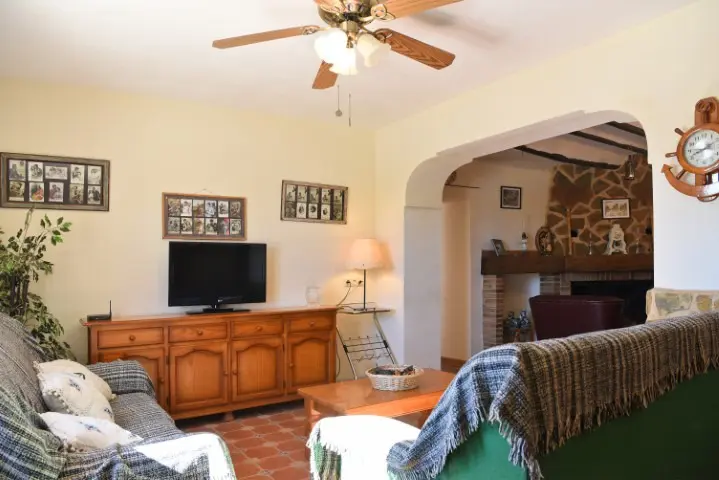 Country House Of 160 M² In Spain