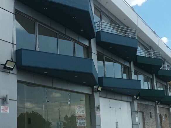 Commercial Property Of 360 M² In North Greece