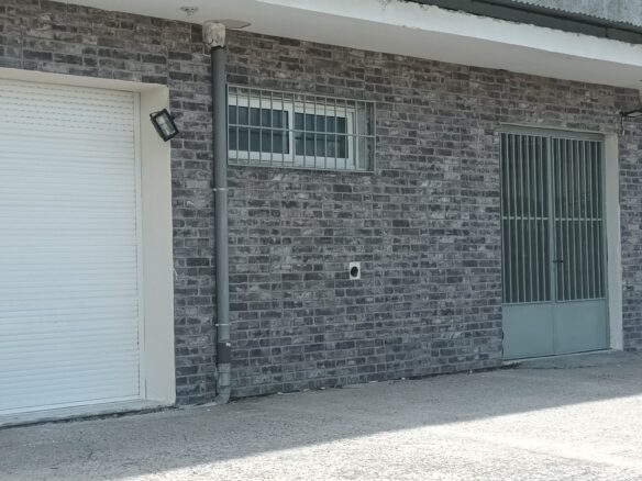 Commercial Property, 360 M² In North Greece.