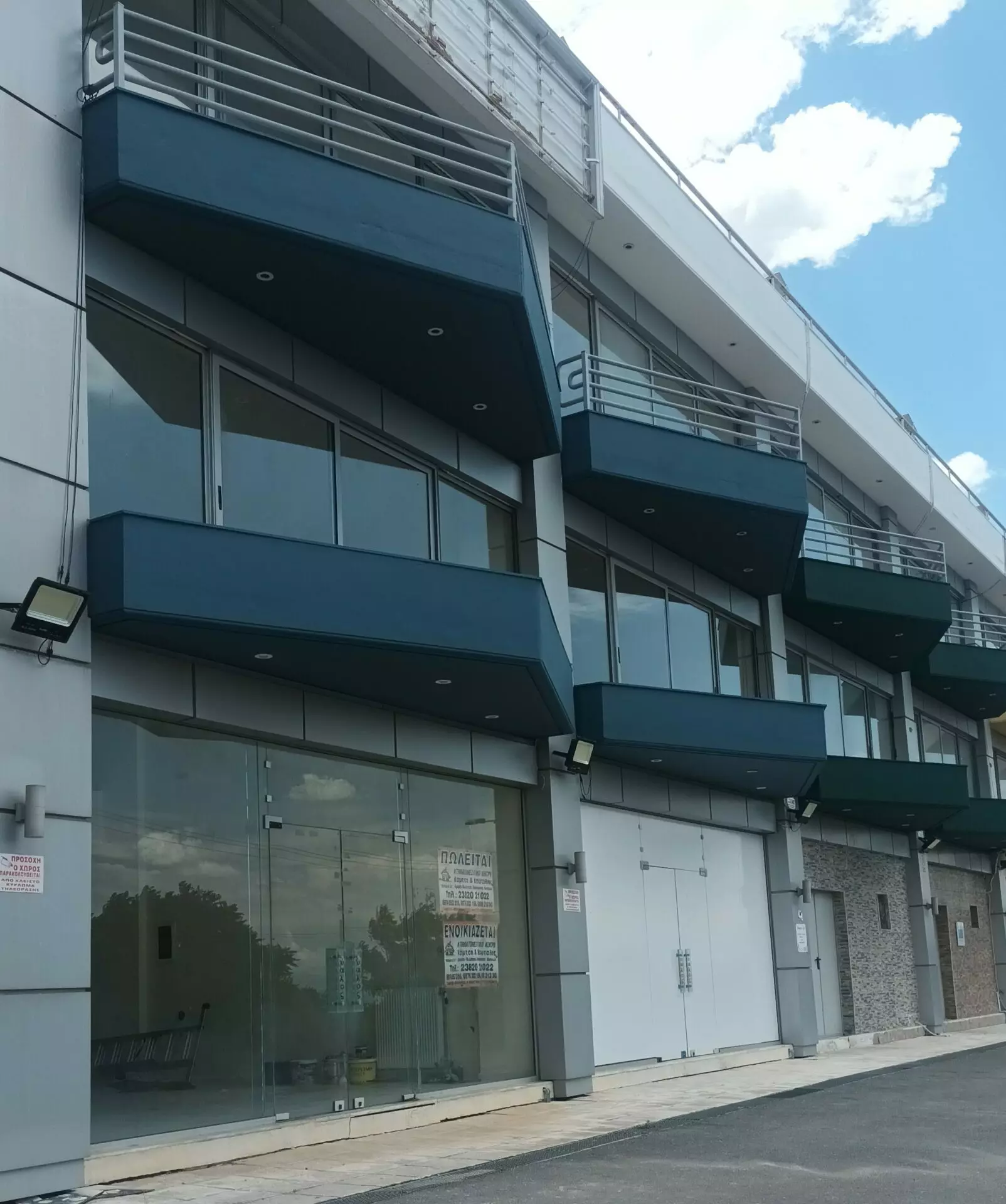 2026_2 Commercial Property, 360 M² In North Greece.