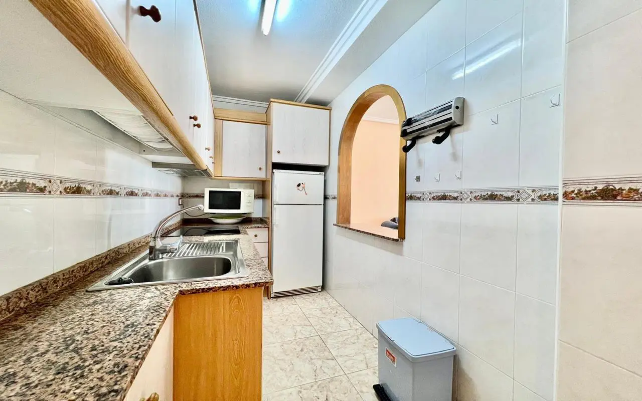 Apartment Of 72 M² With Sea Views In Torrevieja, Spain