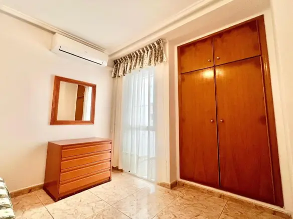 Apartment Of 72 M² With Sea Views In Torrevieja, Spain