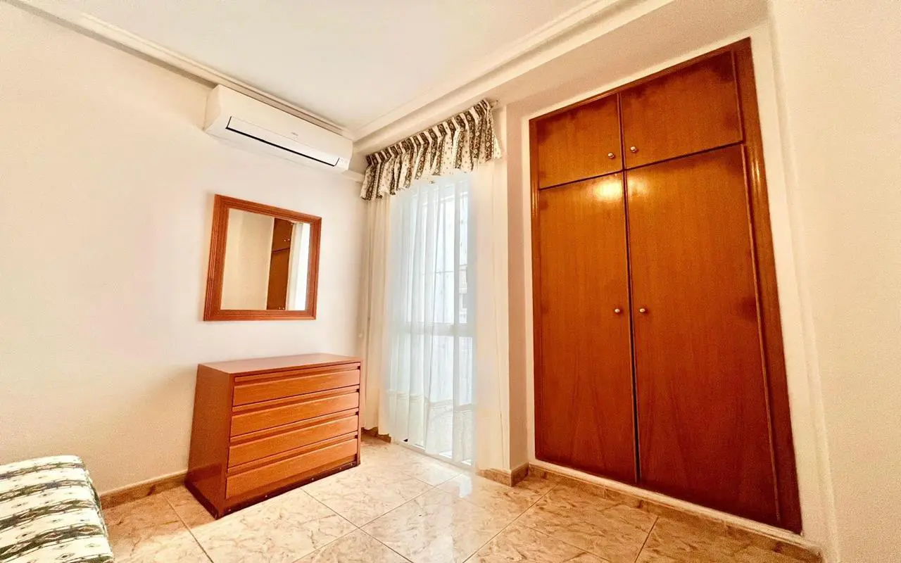 Apartment Of 72 M² With Sea Views In Torrevieja, Spain