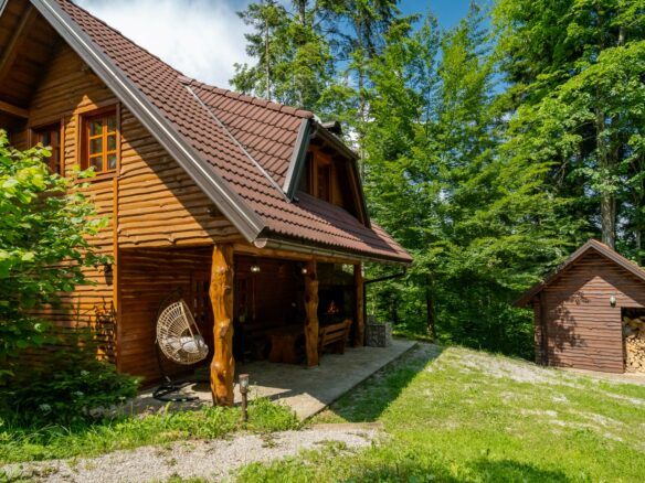 Land Of 1400m² With Forest In Gorski Kotar, Croatia