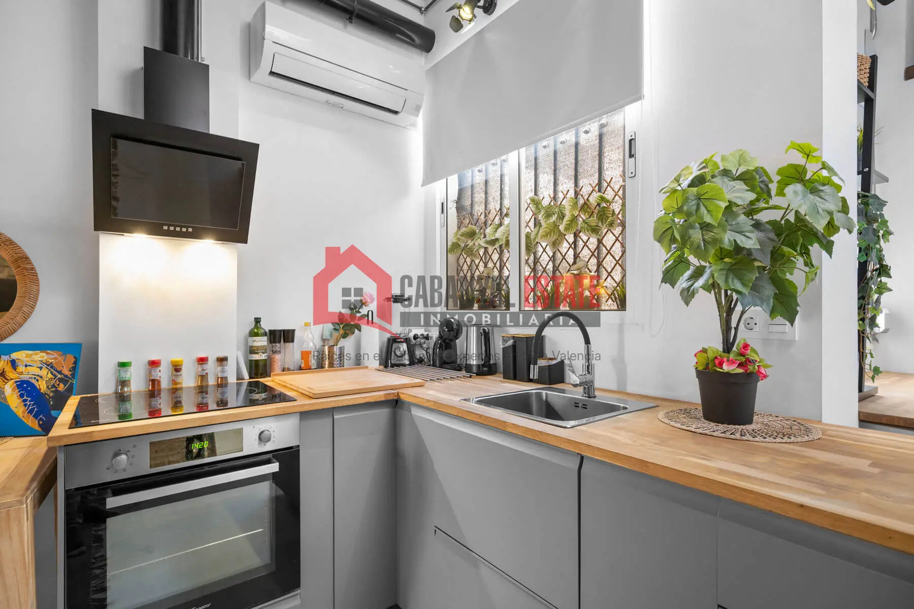 Apartment Of 78 M² In Valencia, Spain