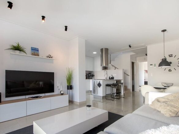 Villa Of 200 M² In Ciudad Quesada, Alicante