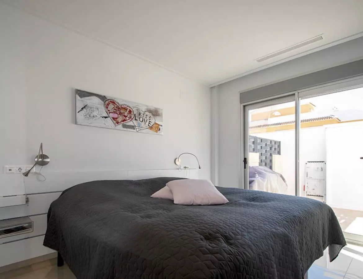 Villa Of 200 M² In Ciudad Quesada, Alicante