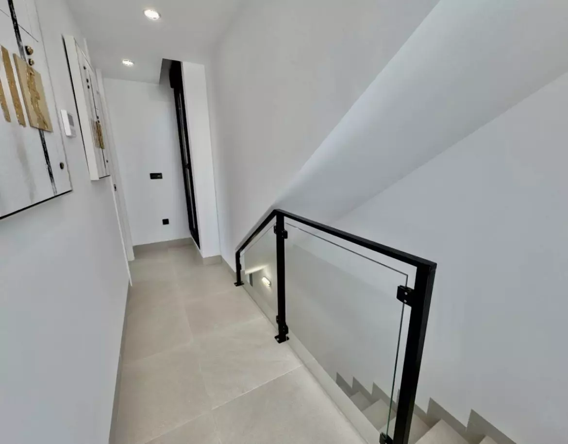 Villa Of 150 M² With Pool In Benijofar, Alicante