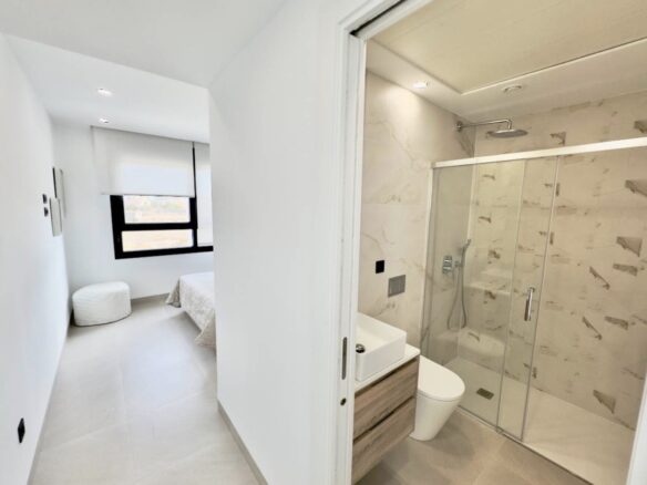 Villa Of 150 M² With Pool In Benijofar, Alicante