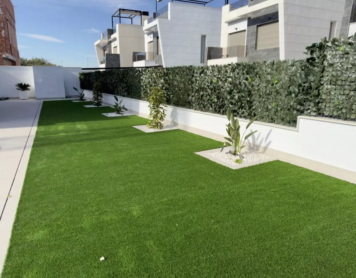 Villa Of 150 M² With Pool In Benijofar, Alicante