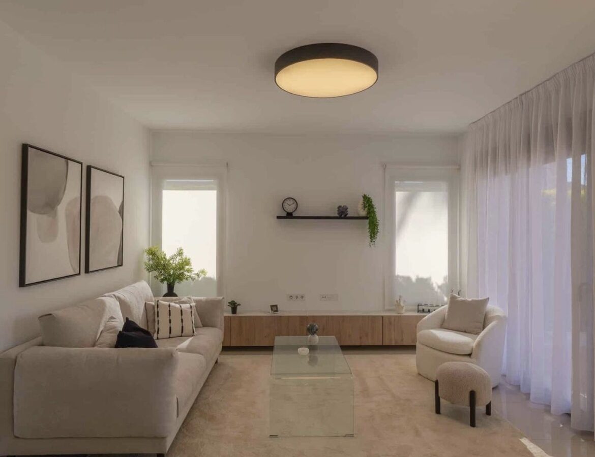 Villa Of 100 M² With Pool In Los Alcazares, Alicante