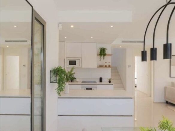 Villa Of 100 M² With Pool In Los Alcazares, Alicante