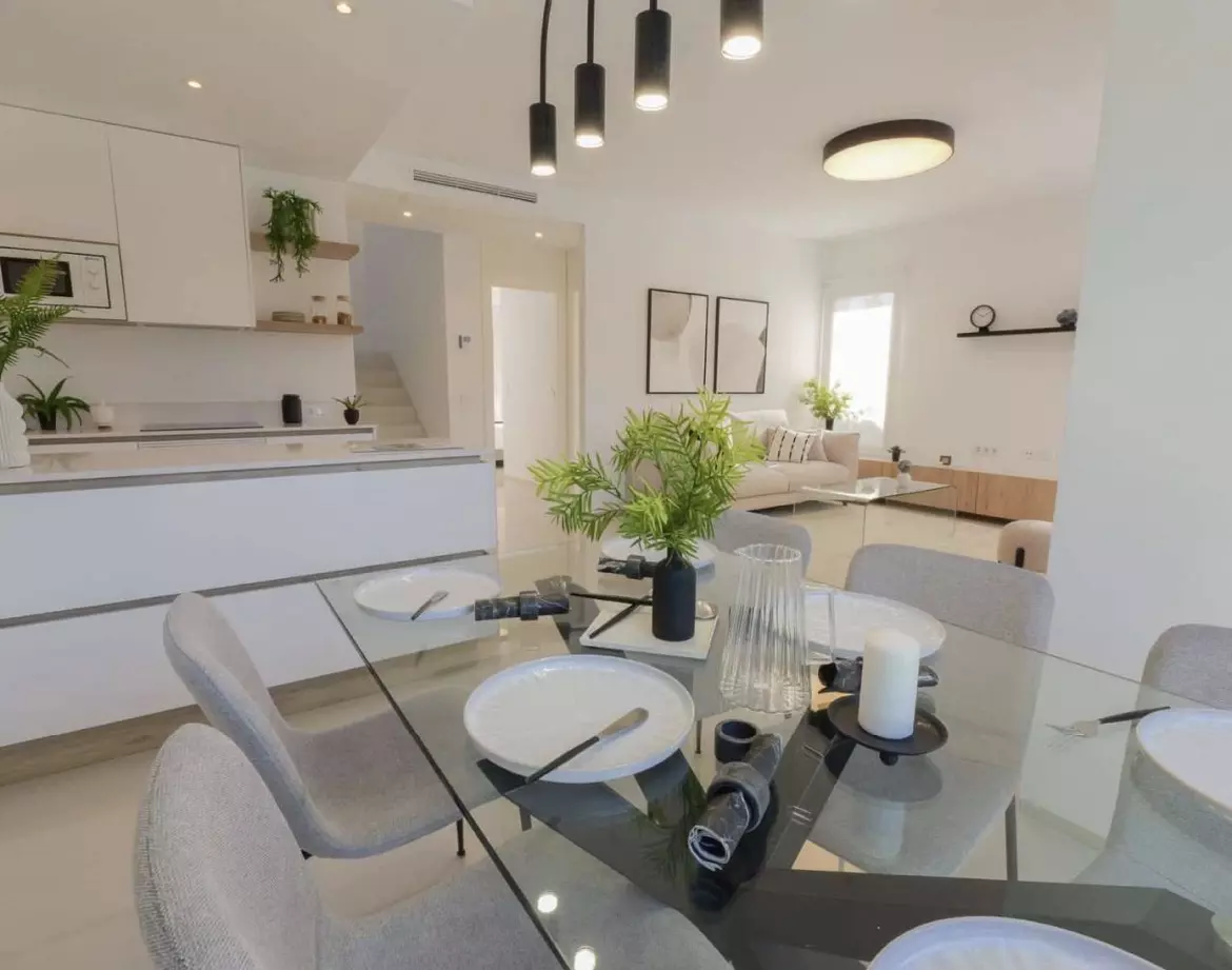 Villa Of 100 M² With Pool In Los Alcazares, Alicante