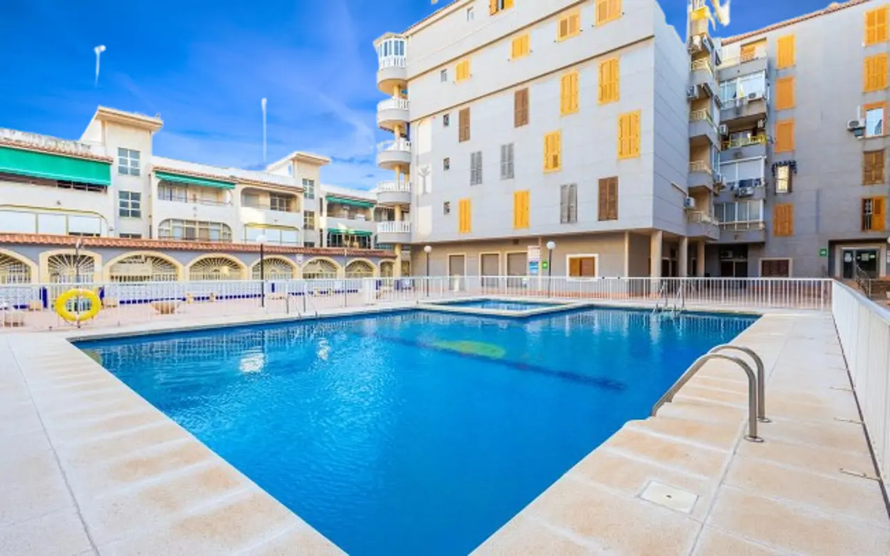 Apartment Of 70 M² In Torrevieja, Spain