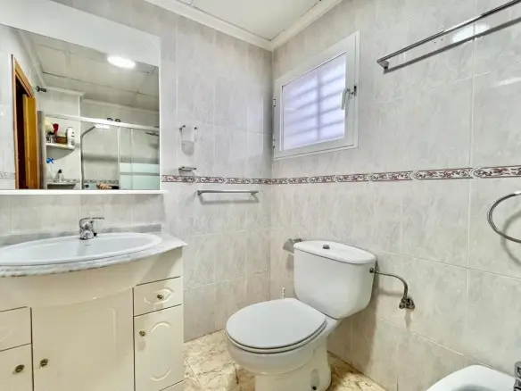 Apartment Of 72 M² With Sea Views In Torrevieja, Spain