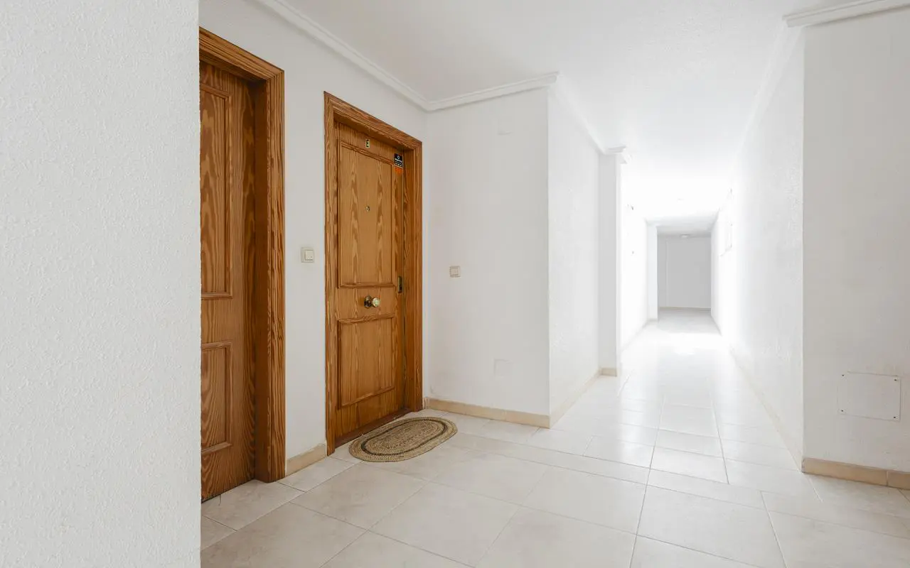 Apartment Of 70 M² In Torrevieja, Spain