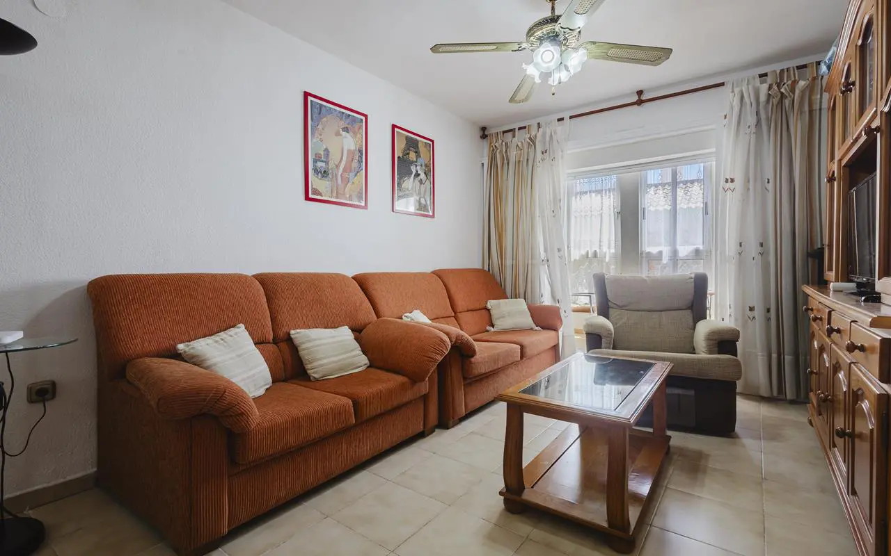 Apartment Of 70 M² In Torrevieja, Spain