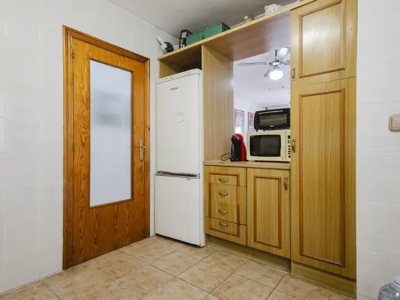 Apartment Of 70 M² In Torrevieja, Spain