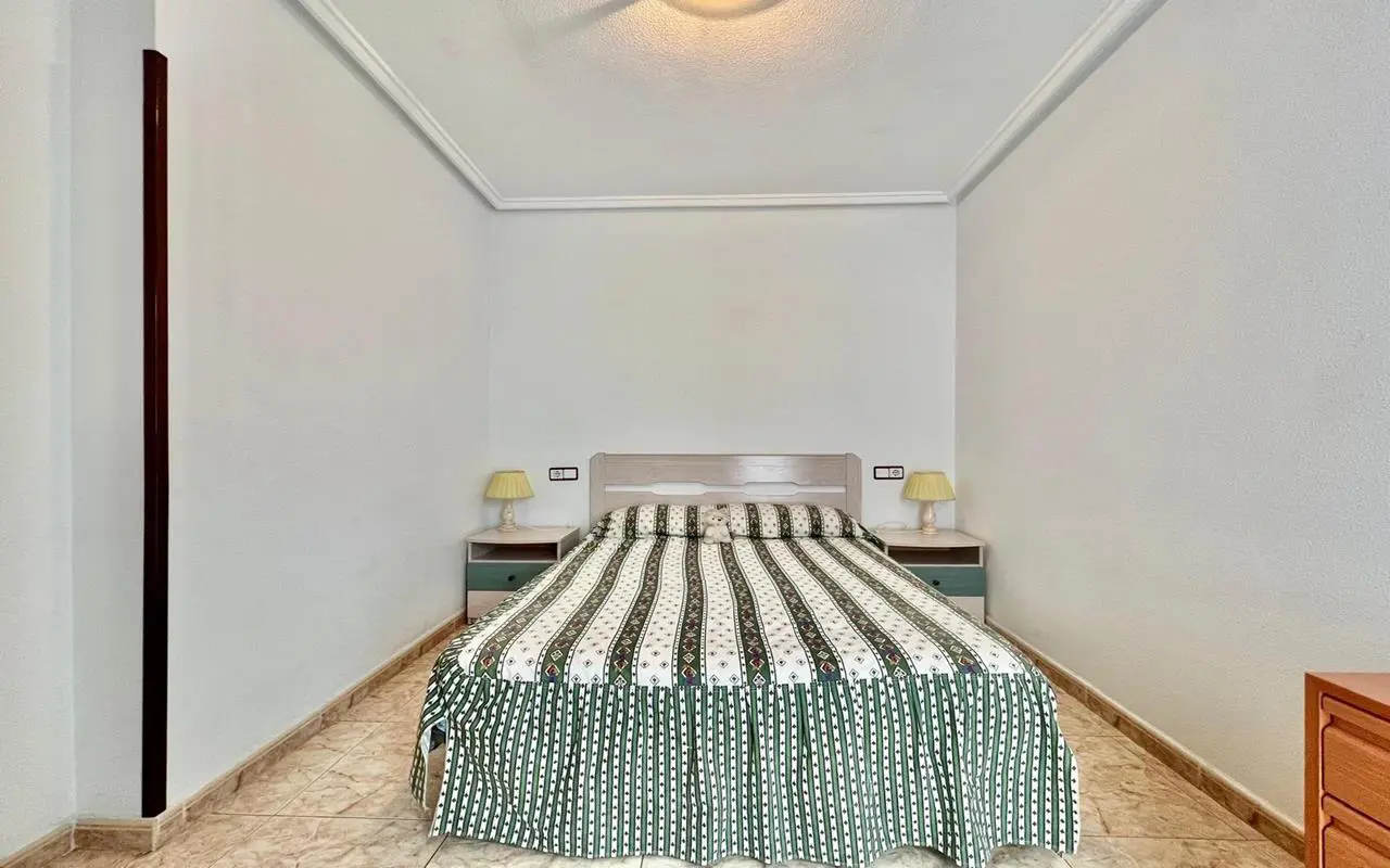 Apartment Of 72 M² With Sea Views In Torrevieja, Spain