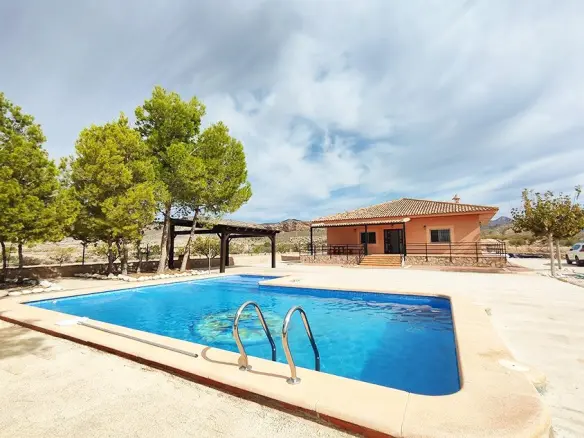Detached Villa Of 230 M² In Abanilla, Spain