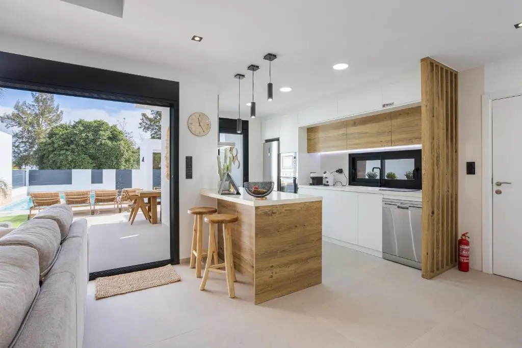 Detached Villa Of 150 M² In Dolores, Spain