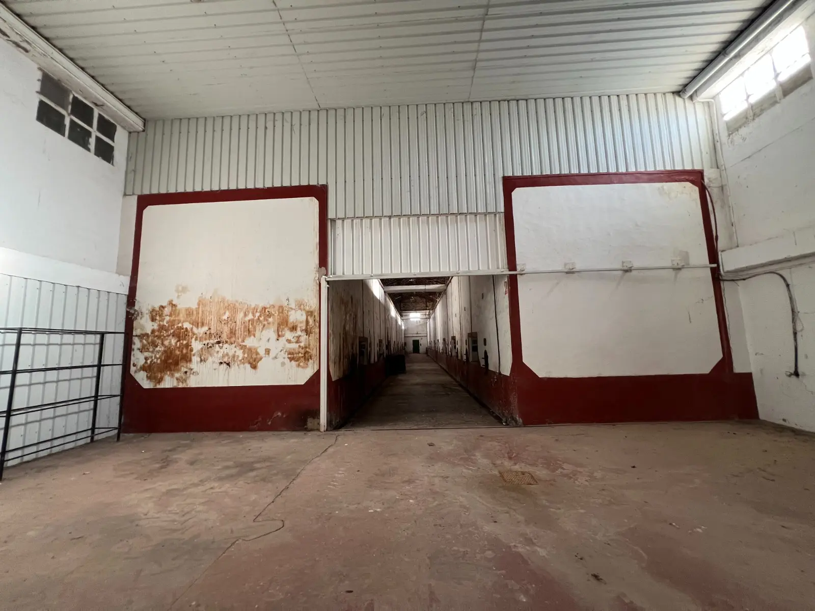 Commercial Property Of 1929 M² With A Warehouse In Hondón De Los Frailes