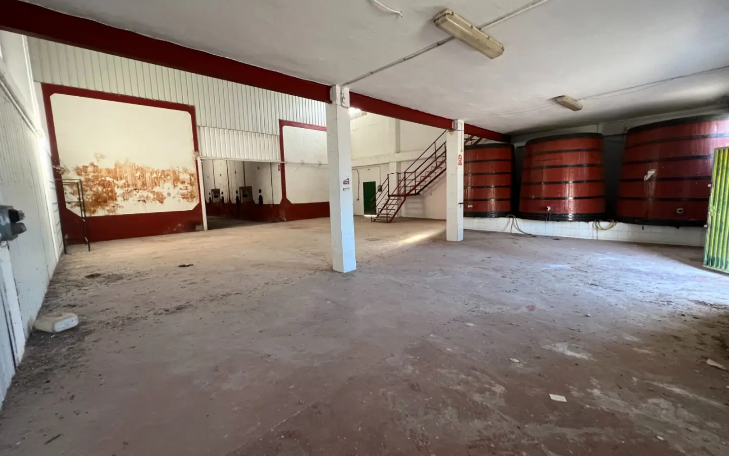 Commercial In Hondón De Los Frailes, Spain (1.929 M²)