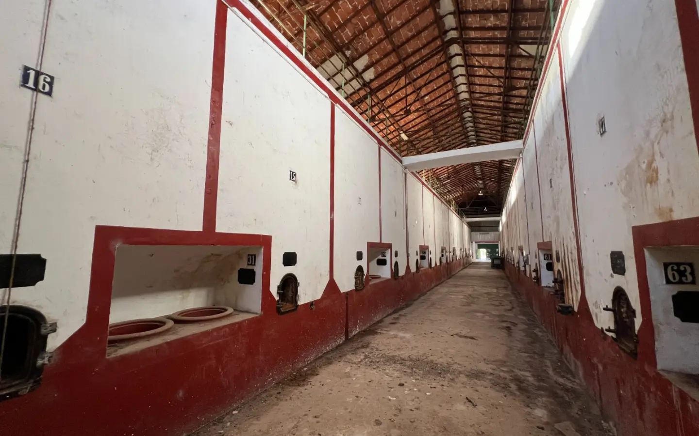 Commercial In Hondón De Los Frailes, Spain (1.929 M²)