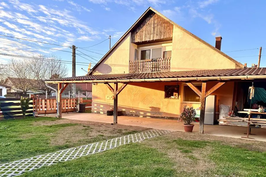 House Of 100 M² With Garden In Nemespáti, Zala