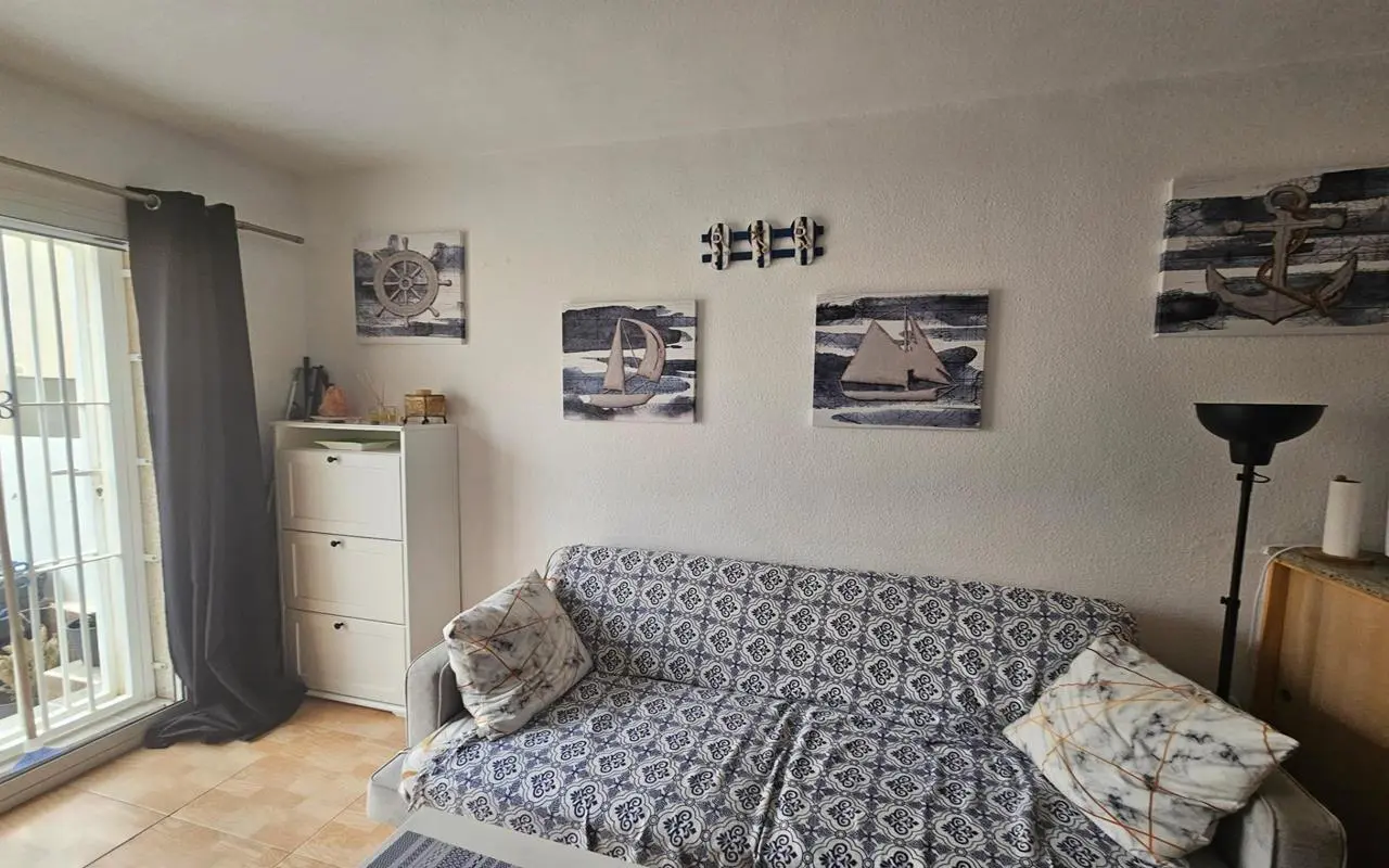 Bungalow Of 30 M² In Torrevieja, Spain
