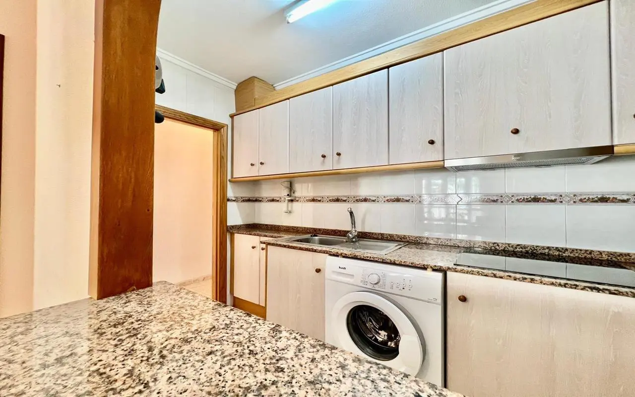 Apartment Of 72 M² With Sea Views In Torrevieja, Spain