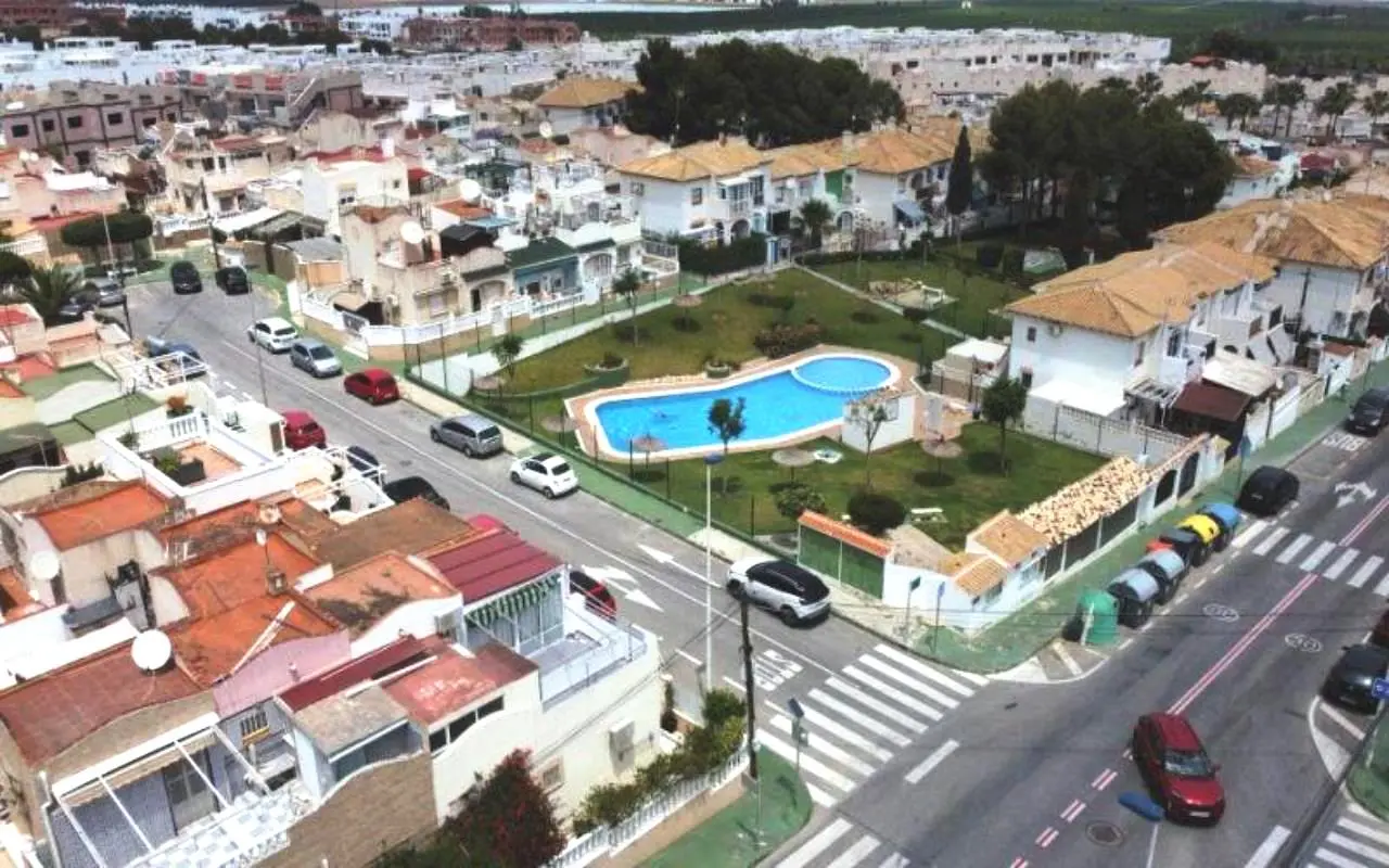 Bungalow Of 30 M² In Torrevieja, Spain