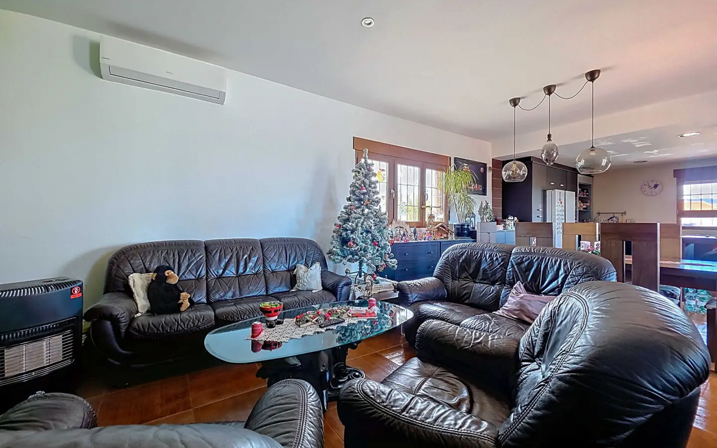 4-bedroom Detached Villa In Pinoso, Spain (210 M²)
