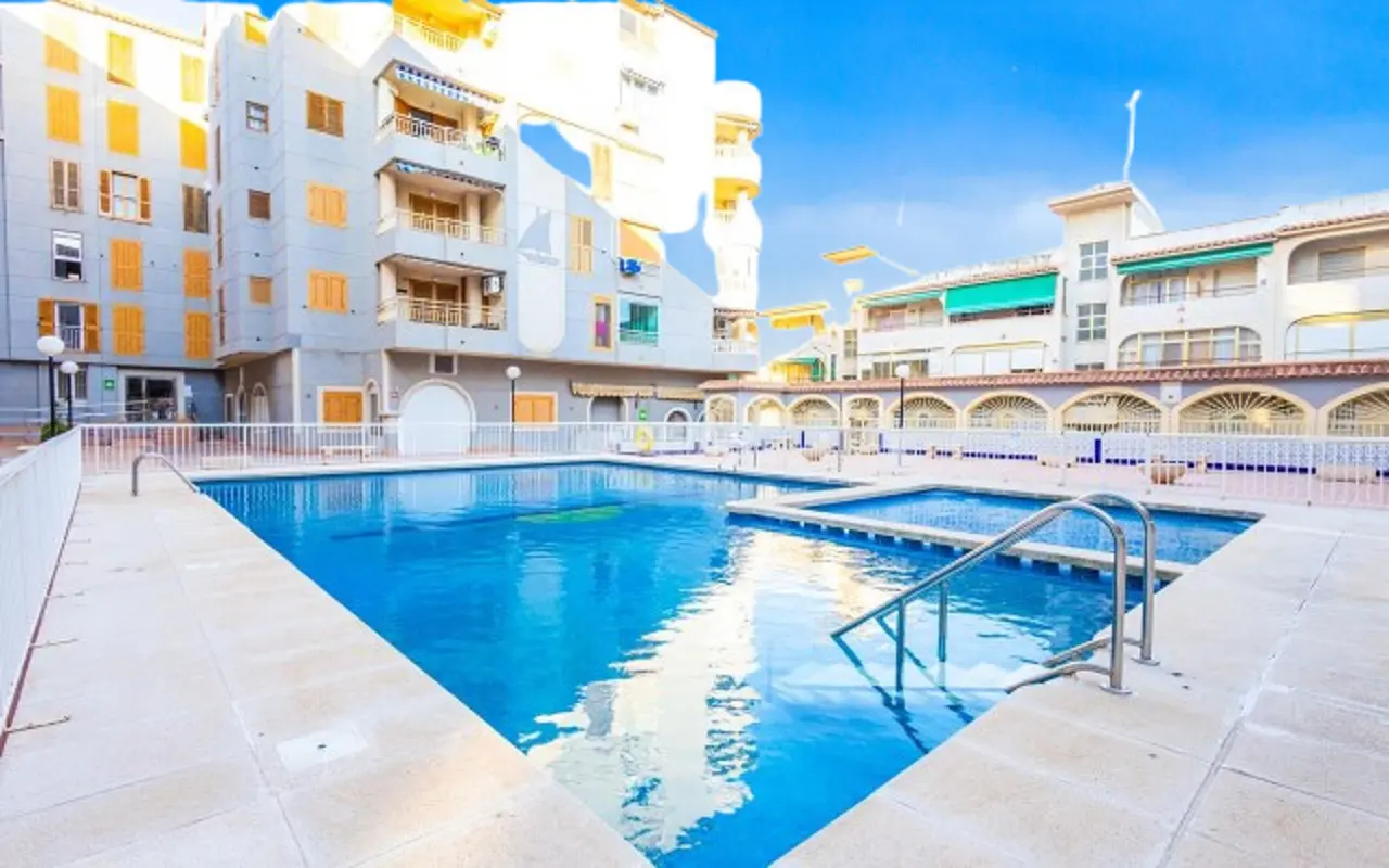 Apartment Of 70 M² In Torrevieja, Spain