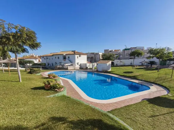Bungalow Of 30 M² In Torrevieja, Spain