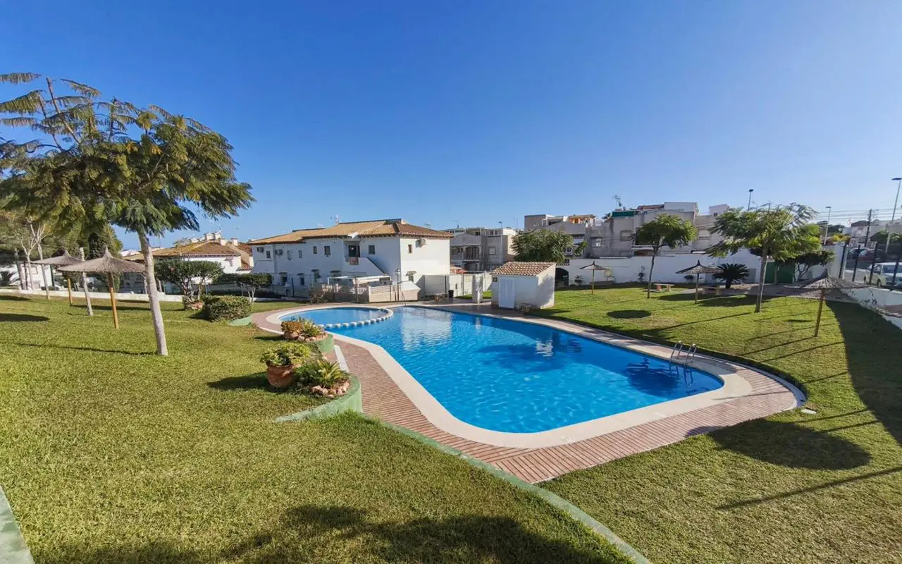 Bungalow Of 30 M² In Torrevieja, Spain