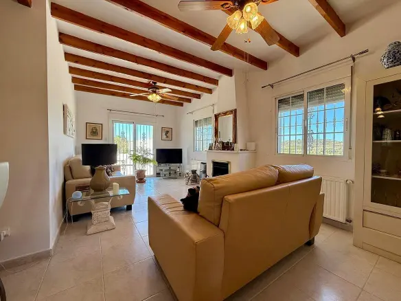 3-bedroom Detached Villa In Cañada Del Trigo, Spain (120 M²)