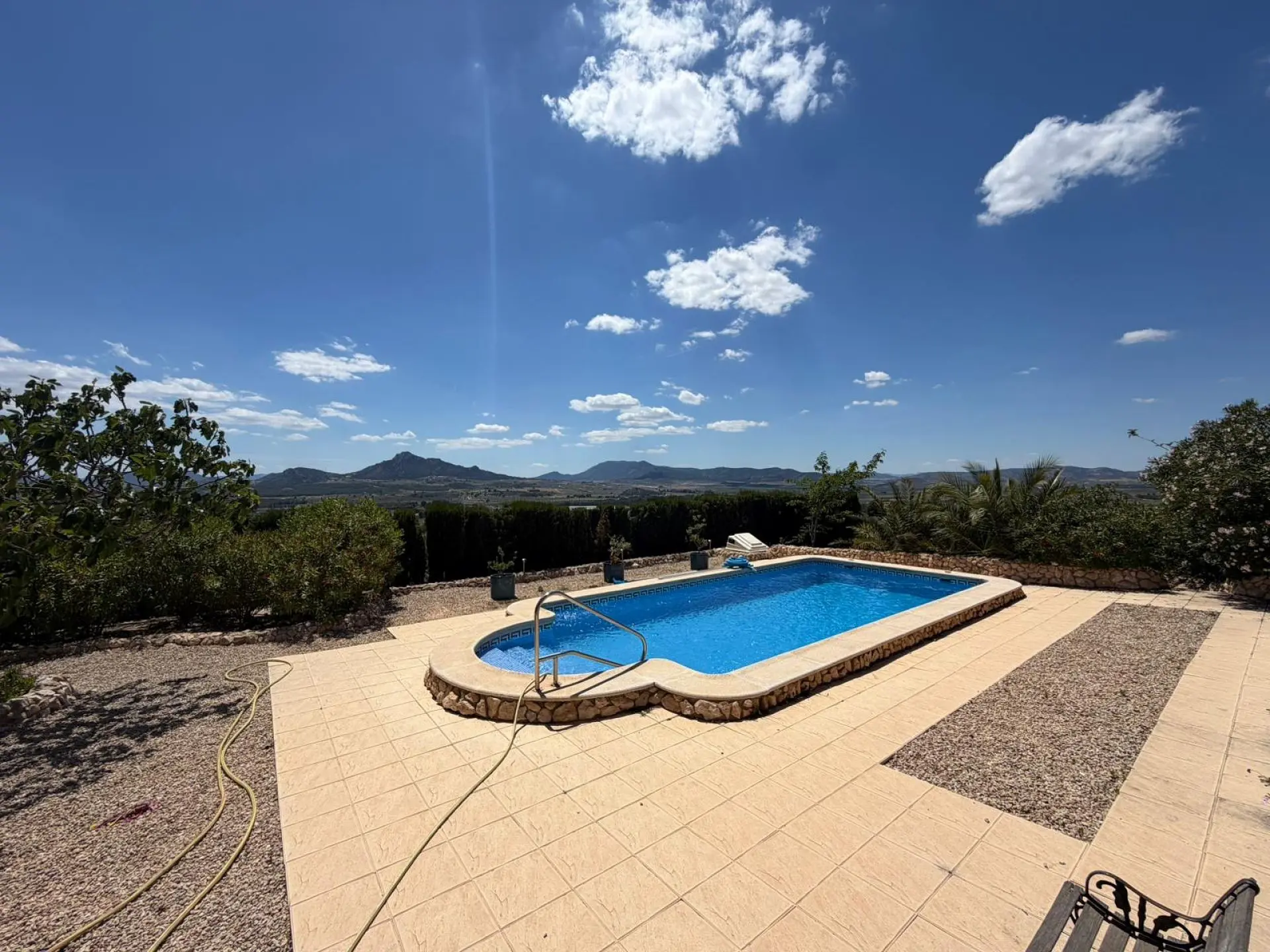 Detached Villa Of 200 M² In Sax, Spain