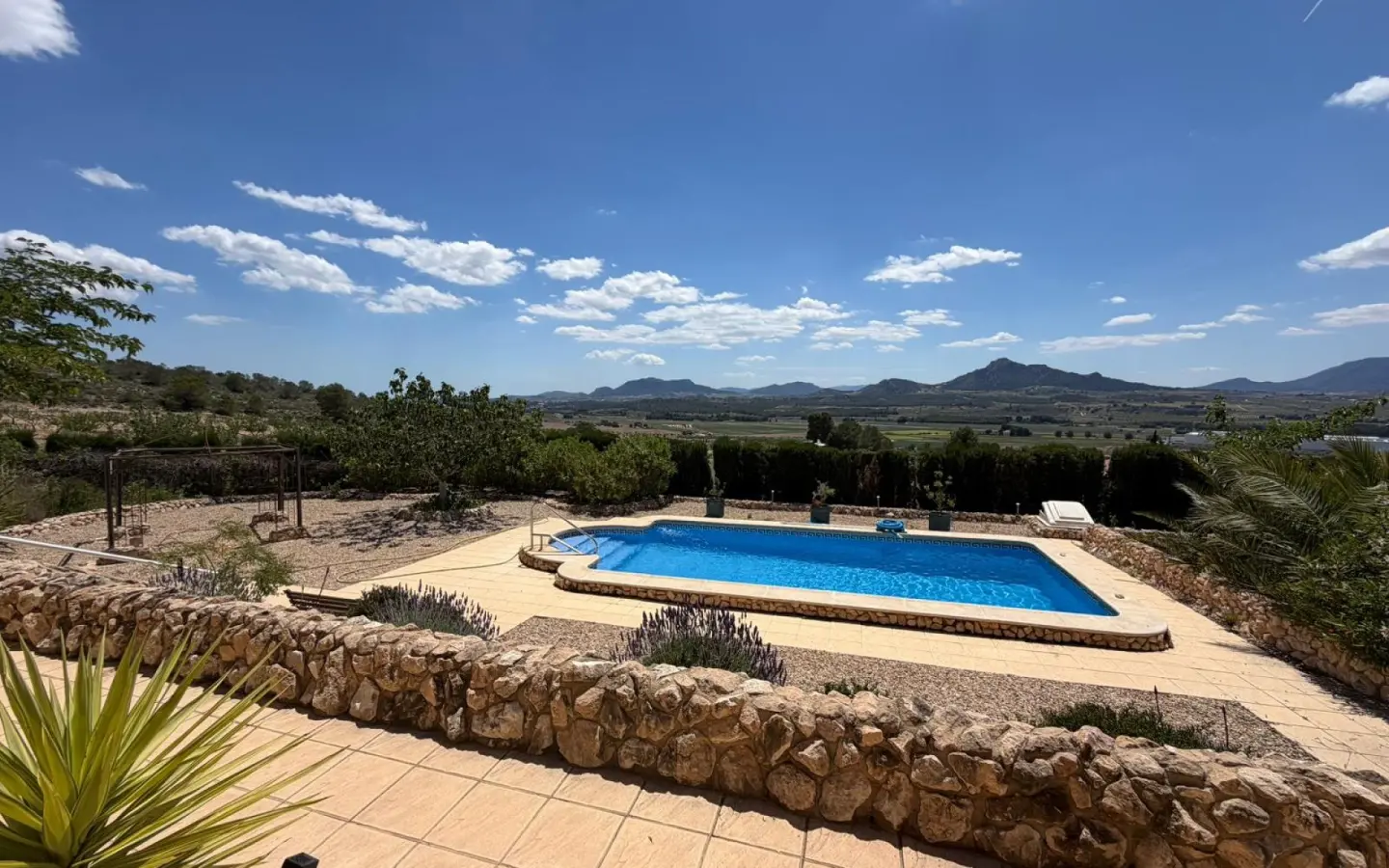 3-bedroom Detached Villa In Sax, Spain (200 M²)