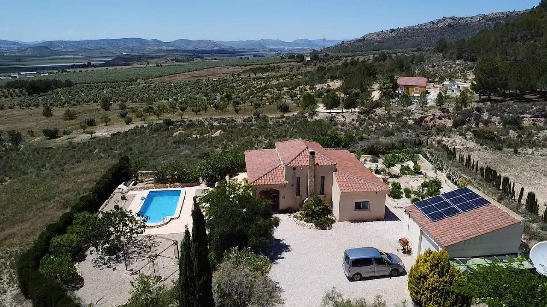 Detached Villa Of 200 M² In Sax, Spain