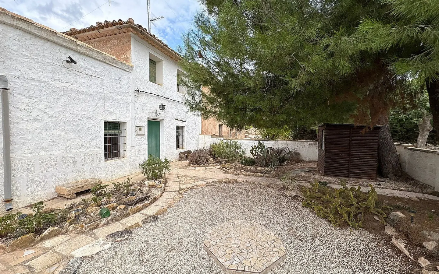 Semi-detached House Of 887 M² In Pinoso, Spain
