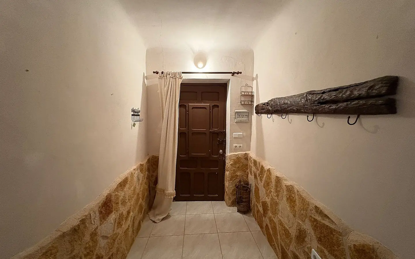 Semi-detached House Of 887 M² In Pinoso, Spain