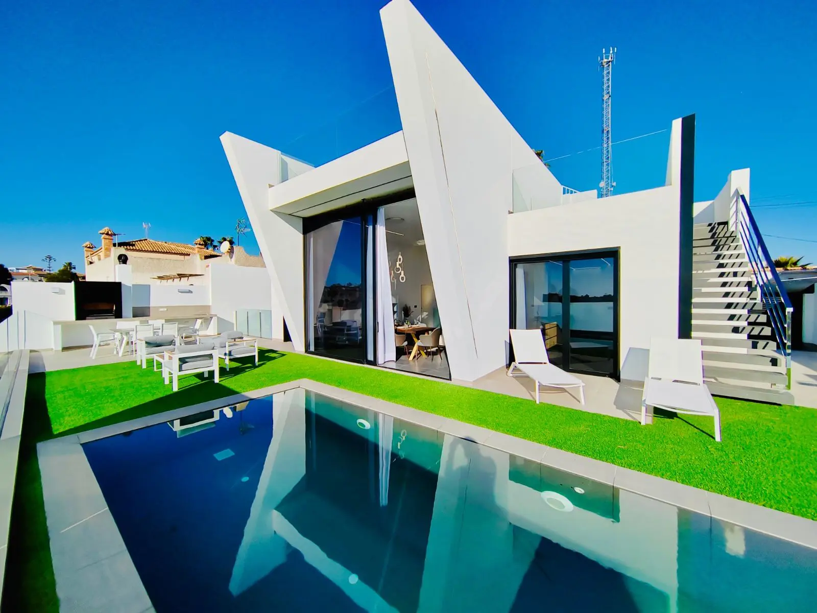 Villa 128 M² In Orihuela, Spain – Mediter Real Estate