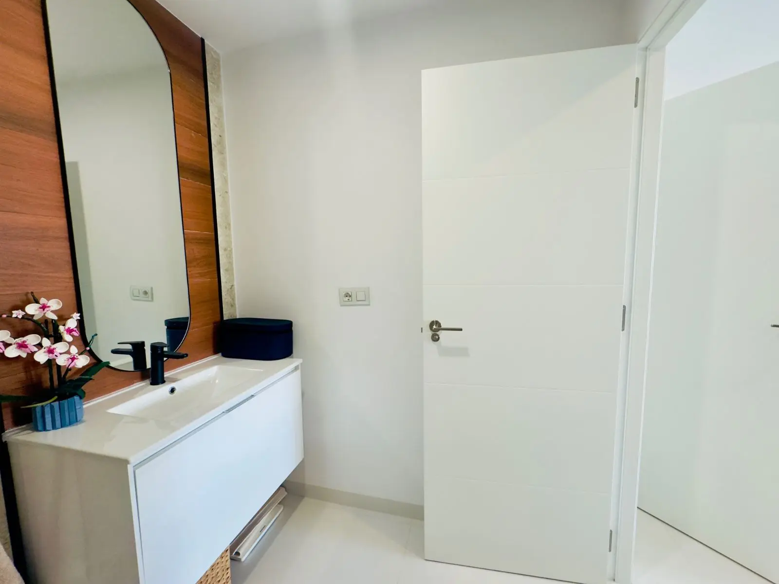 Apartment 75 M² In San Miguel De Salinas, Spain