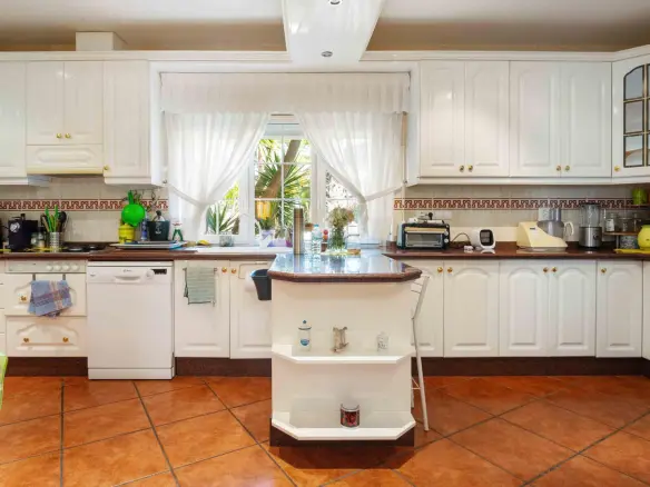 3-bedroom Villa In Cabo Roig, Spain (340 M²)