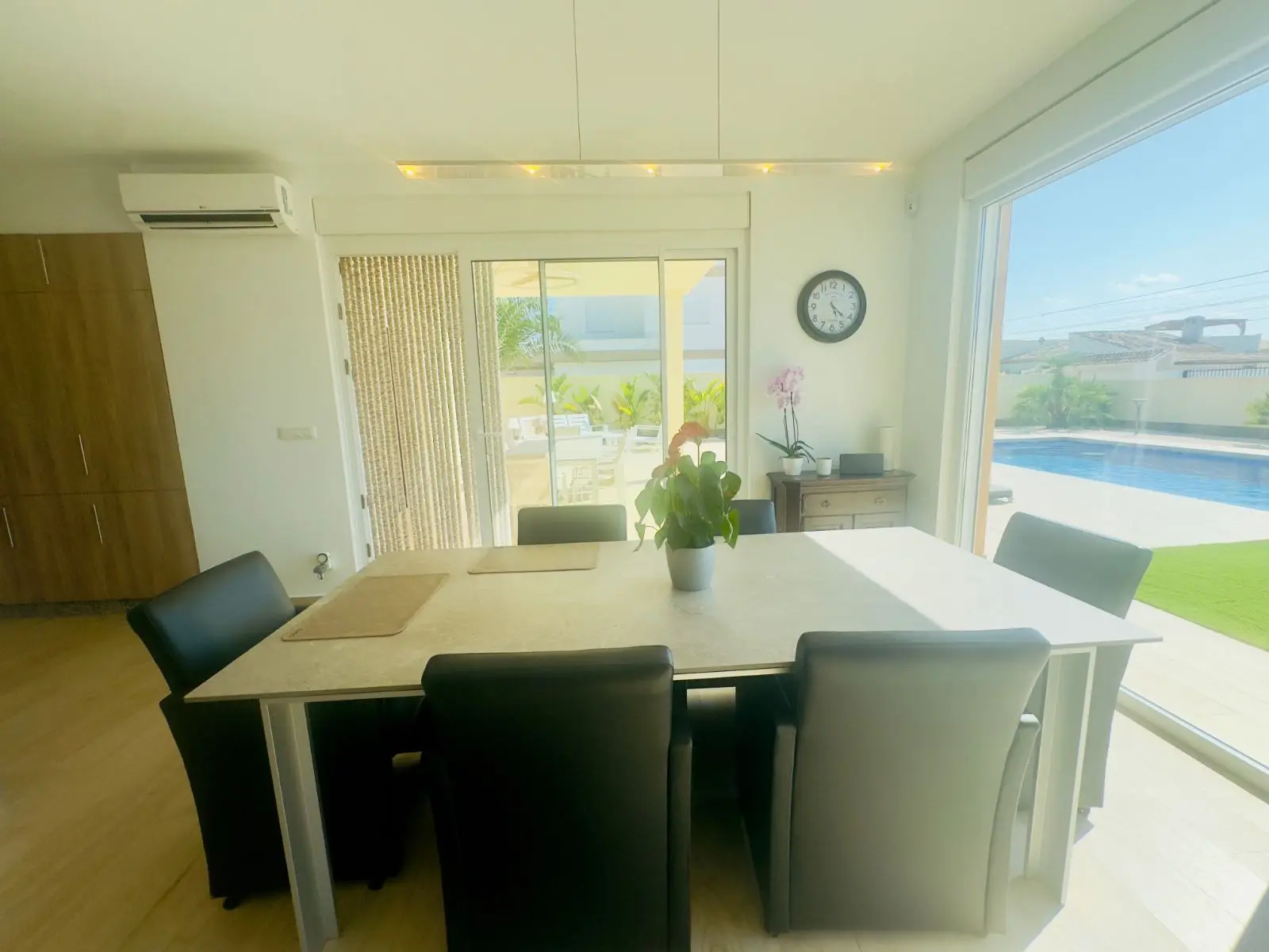 Villa 200 M² In Torrevieja, Spain – Mediter Real Estate