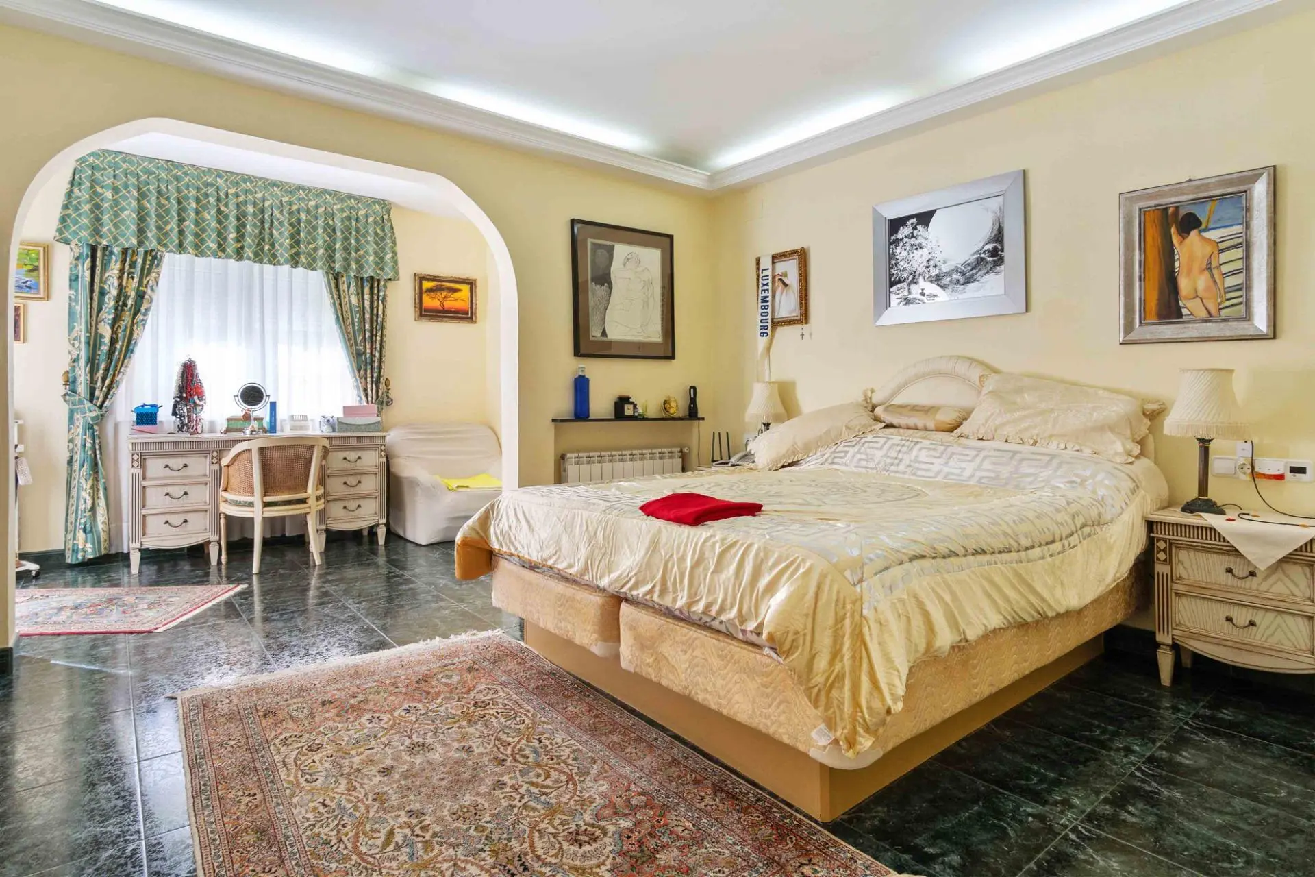 Villa Of 340 M² In Cabo Roig, Spain
